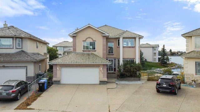 253 Coral Shores Cape Ne, Calgary
