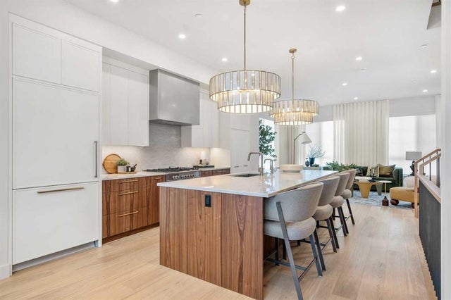 40 Greenwich Heath Nw, Calgary