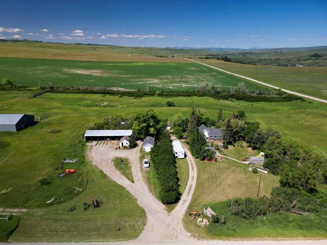 290113 Flying E Road, Rural Willow Creek No. 26, M.D. of