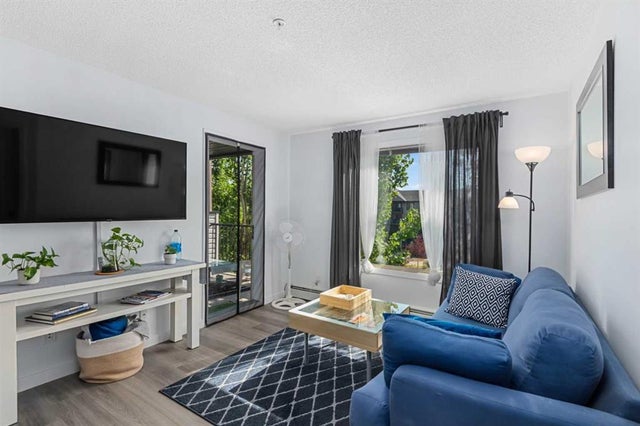 1310, 8 Bridlecrest Drive Sw, Calgary