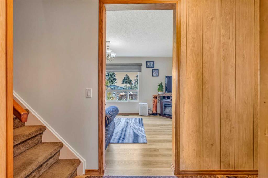 713 44 Street Southeast, Calgary – Residential Row/Townhouse Listing Photo 11