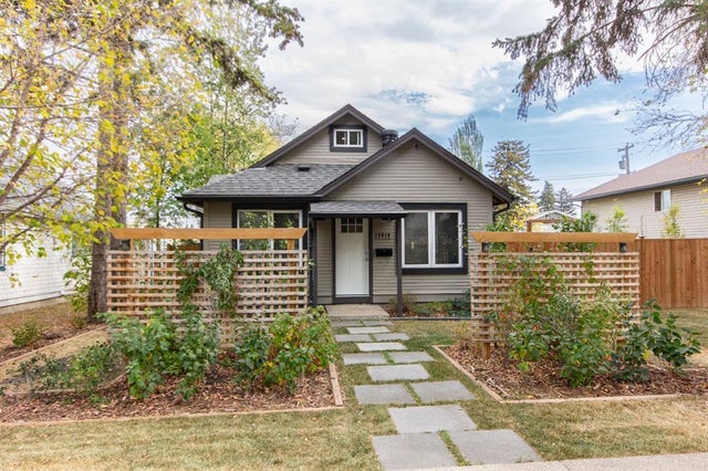 5919 52 Avenue, Red Deer
