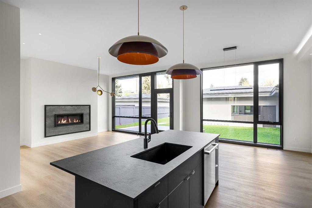 3c Willow Crescent Southwest, Calgary – Residential Semi Detached Listing Photo 11