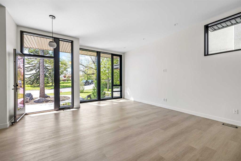 3c Willow Crescent Southwest, Calgary – Residential Semi Detached Listing Photo 5