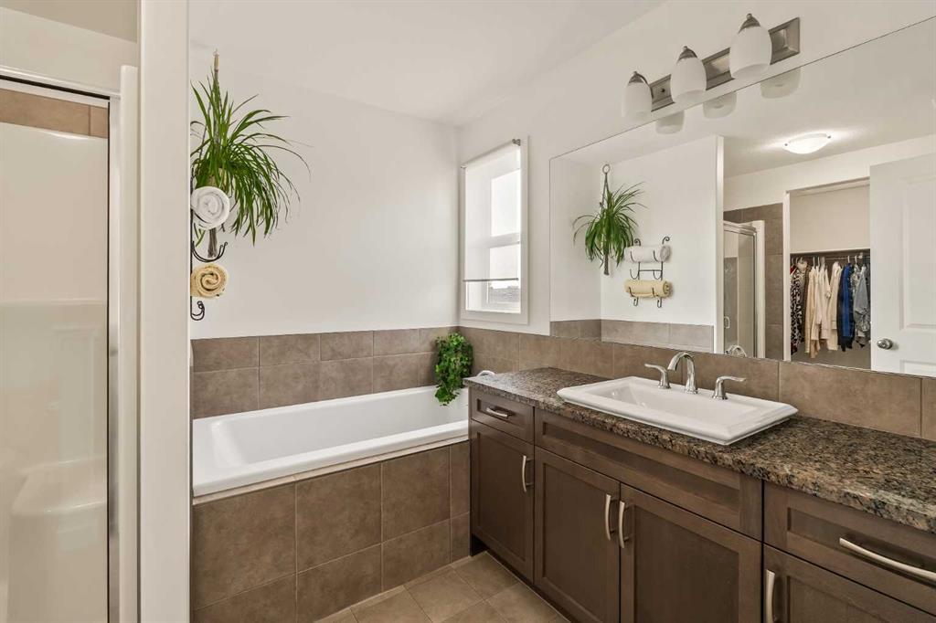 151 Kingsbridge Road Se Airdrie Alberta T4A 0M2 Kings Heights Home For Sale