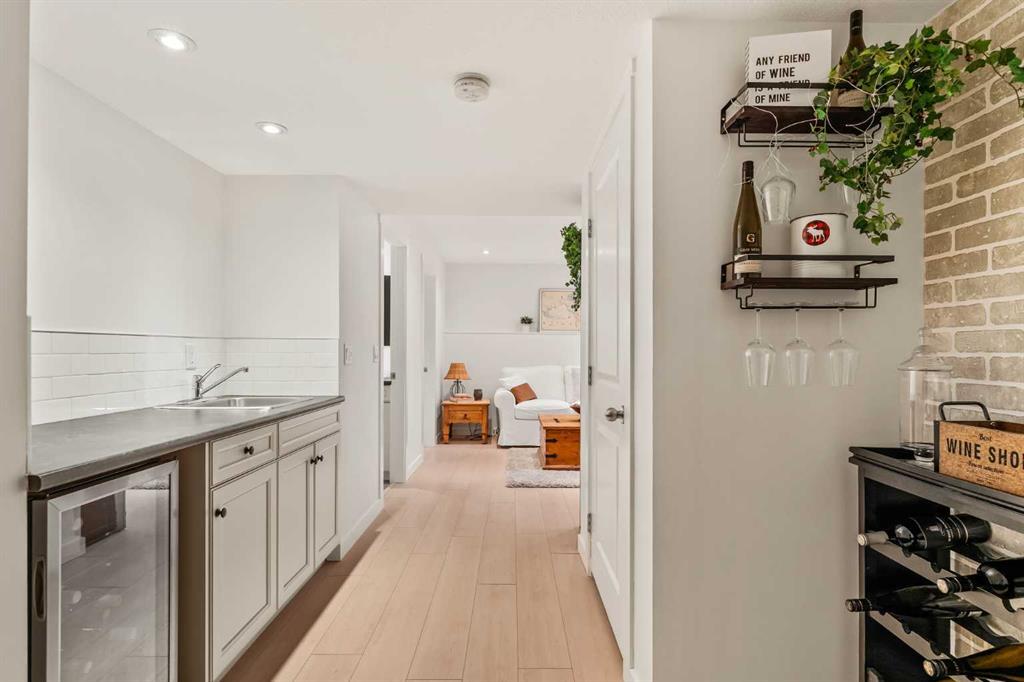 151 Kingsbridge Road Se Airdrie Alberta T4A 0M2 Kings Heights Home For Sale