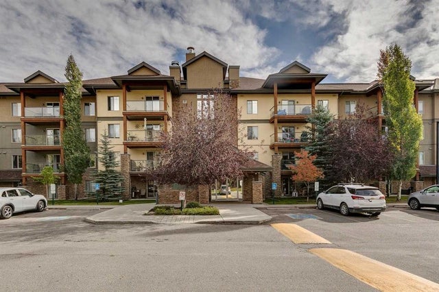 2114, 92 Crystal Shores Road, Okotoks