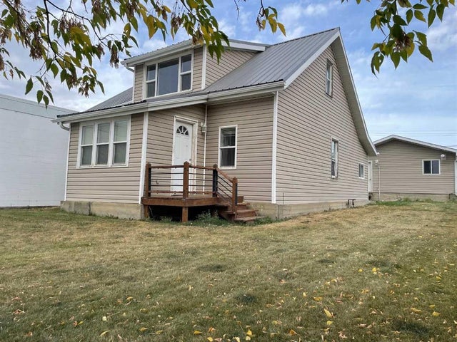 10908 102 Avenue, Fairview