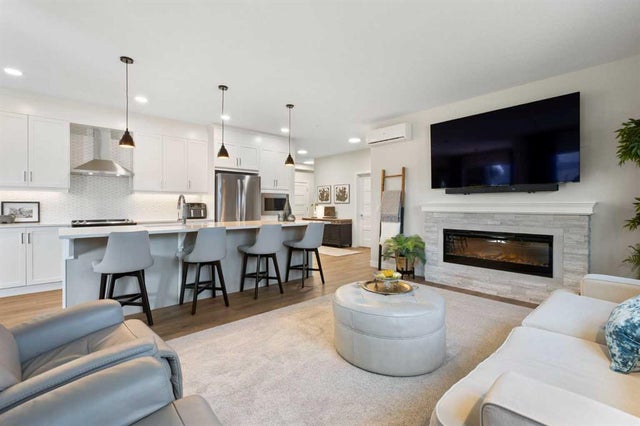 104, 55 Wolf Hollow Crescent Se, Calgary