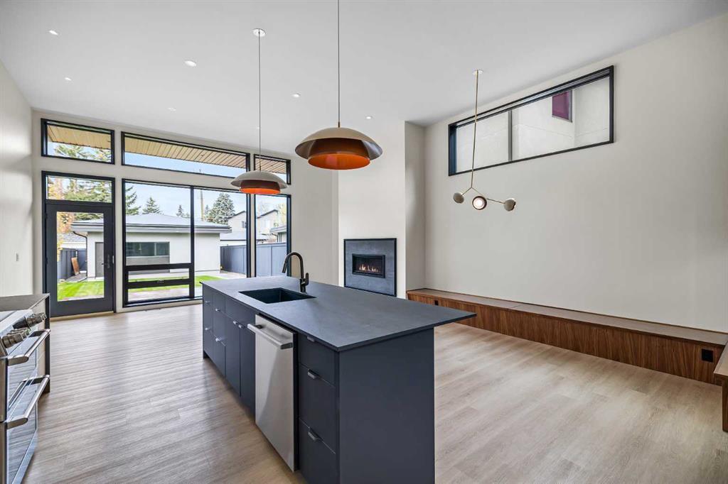 3d Willow Crescent Southwest, Calgary – Residential Detached Listing Photo 12