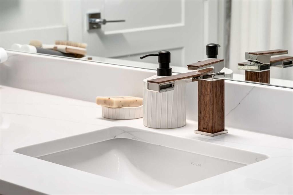 1306, 110 Greenbriar Place Northwest, Calgary – Residential Apartment Listing Photo 15