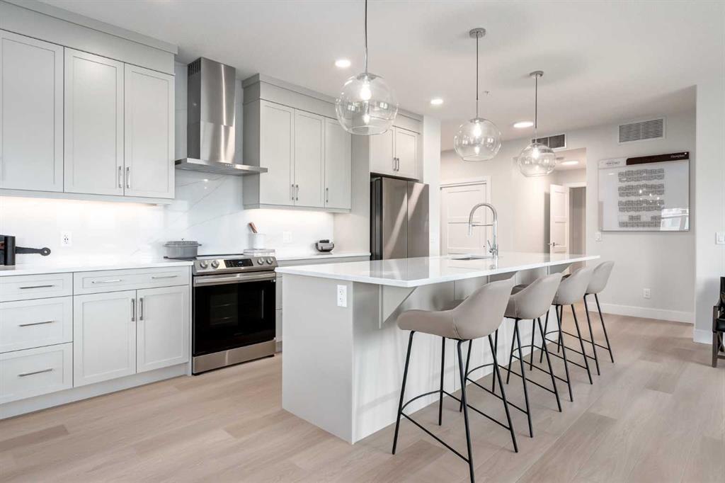 1306, 110 Greenbriar Place Northwest, Calgary – Residential Apartment Listing Photo 4