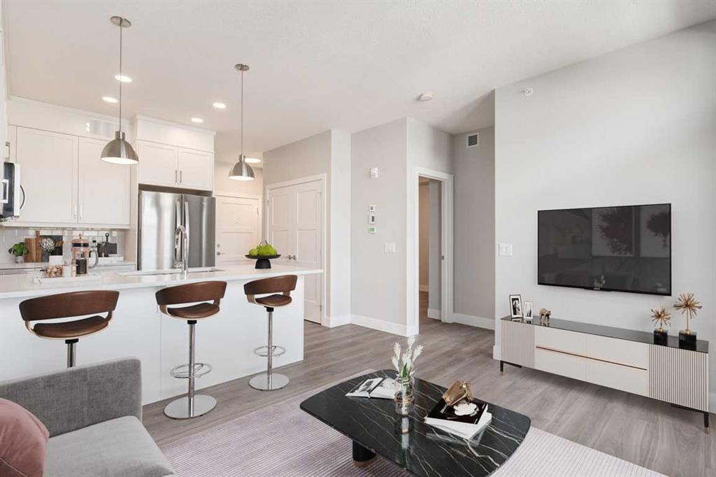 1114, 110 Greenbriar Place Northwest, Calgary – Residential Apartment Listing Photo 6