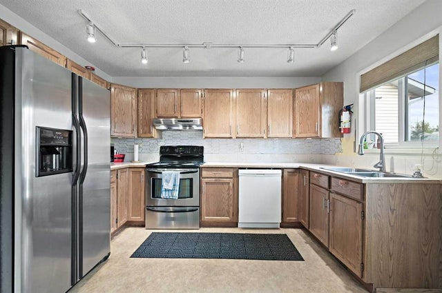 24 Laguna Close Ne, Calgary