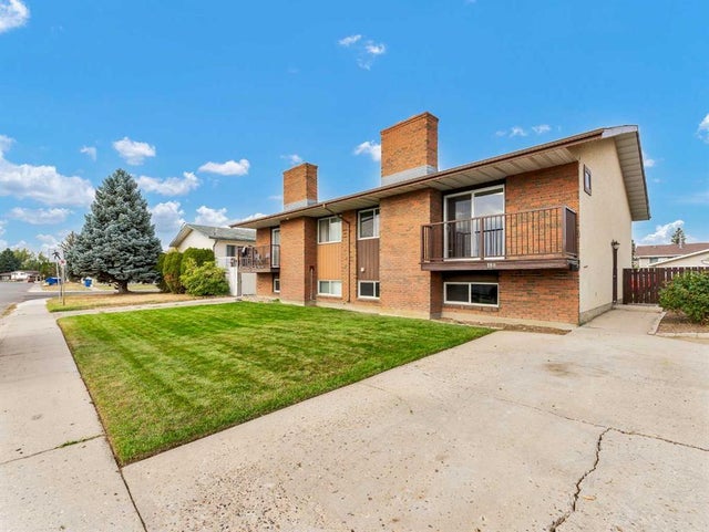 18b Cameron Road Se, Medicine Hat