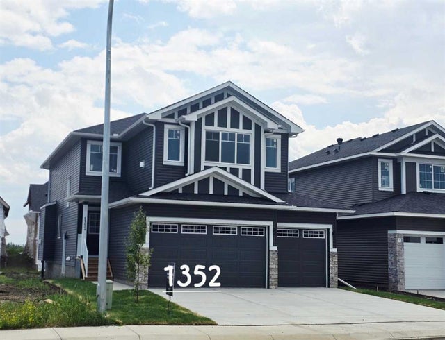 1352 Scarlett Ranch Boulevard, Carstairs