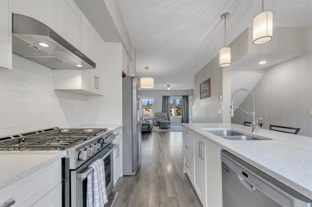 2306 Jumping Pound Common, Cochrane – Residential Row/Townhouse Listing Photo 19