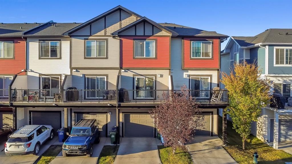 2306 Jumping Pound Common, Cochrane – Residential Row/Townhouse Listing Photo 4