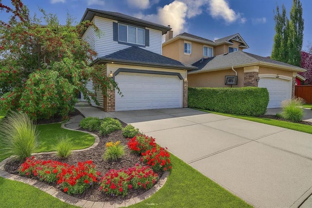 17 Royal Birkdale Crescent Nw, Calgary
