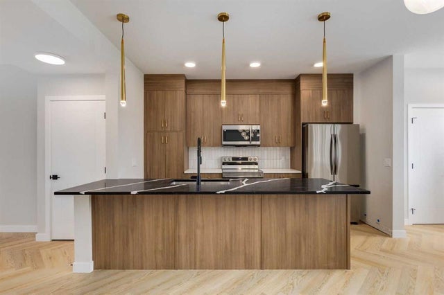 7173 Rangeview Avenue Se, Calgary