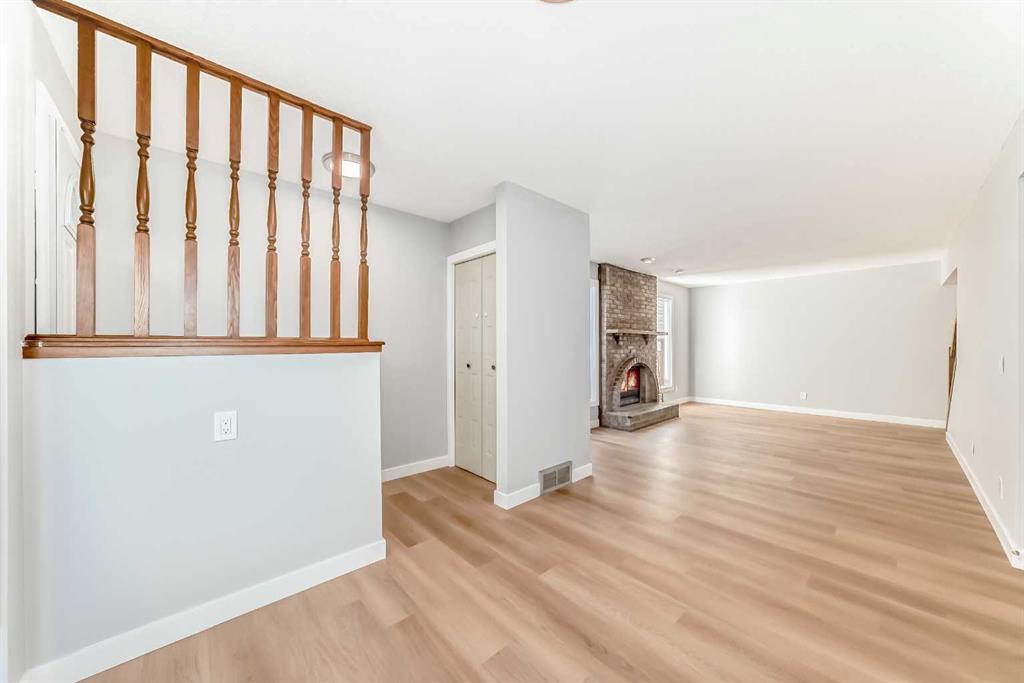 656 Woodbine Boulevard Southwest, Calgary – Residential Detached Listing Photo 15