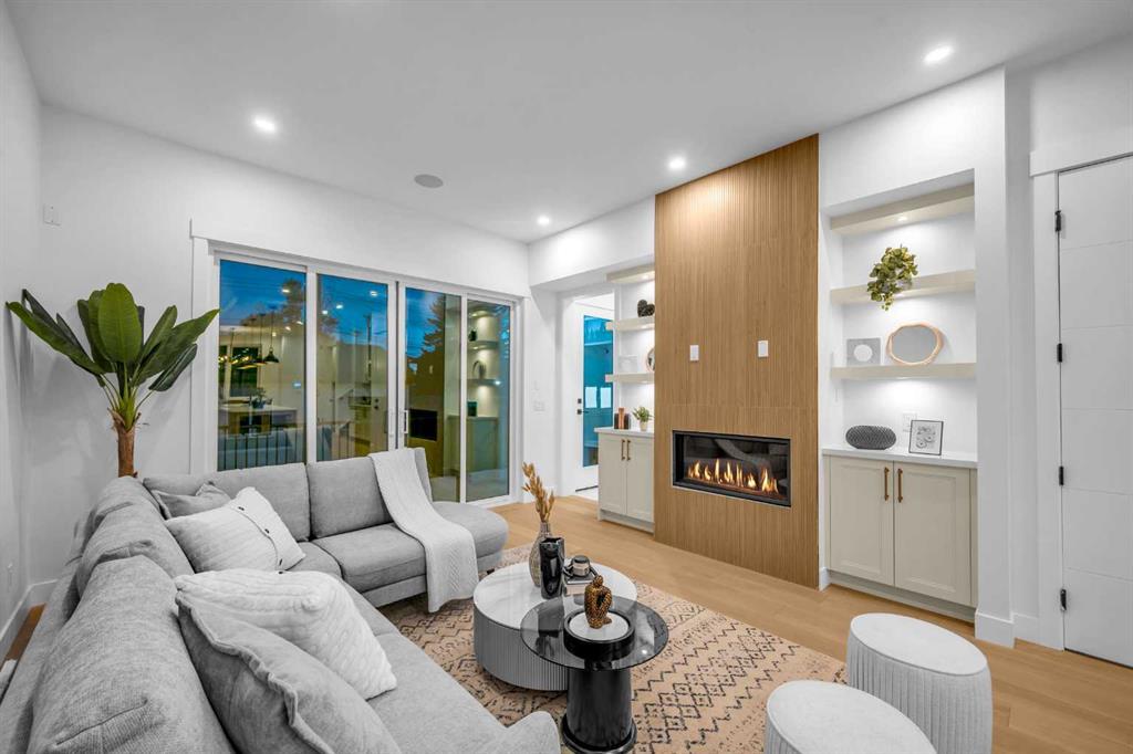 2435 52 Avenue Southwest, Calgary – Residential Semi Detached Listing Photo 14