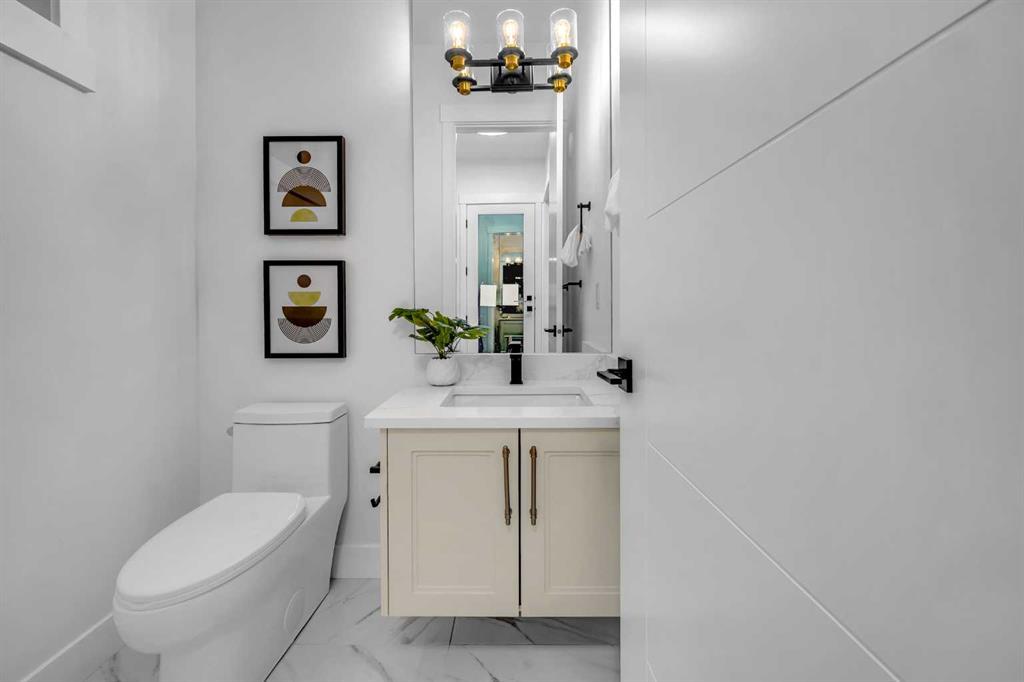 2435 52 Avenue Southwest, Calgary – Residential Semi Detached Listing Photo 18