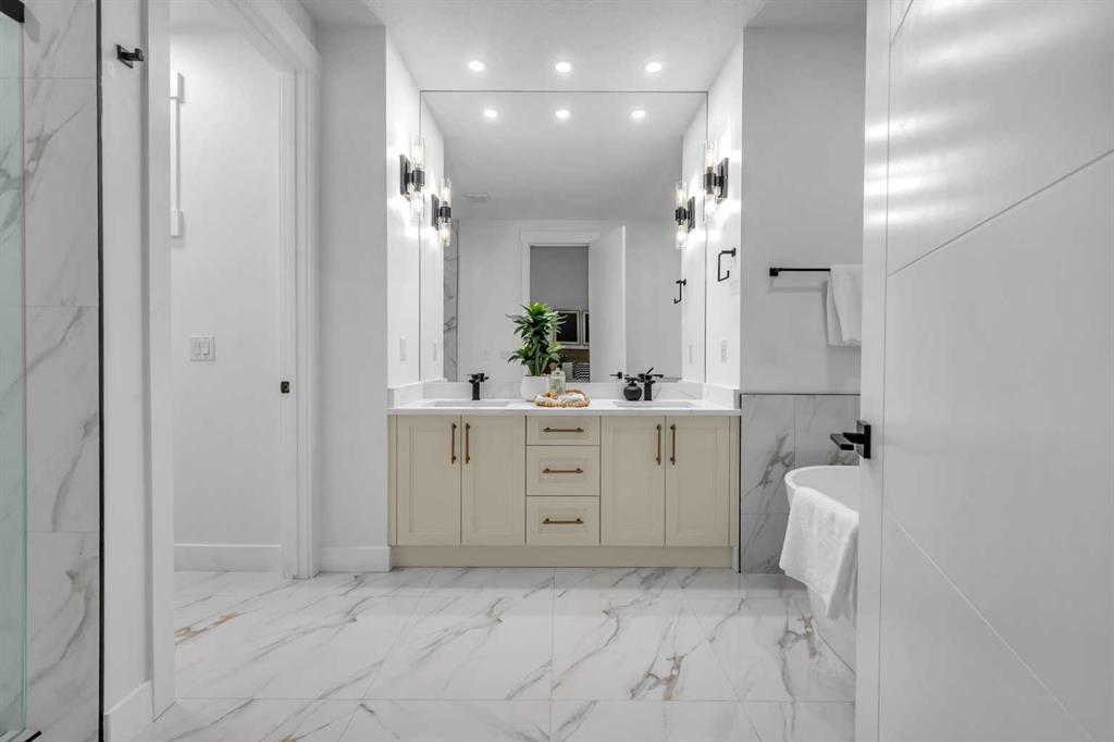 2435 52 Avenue Southwest, Calgary – Residential Semi Detached Listing Photo 22