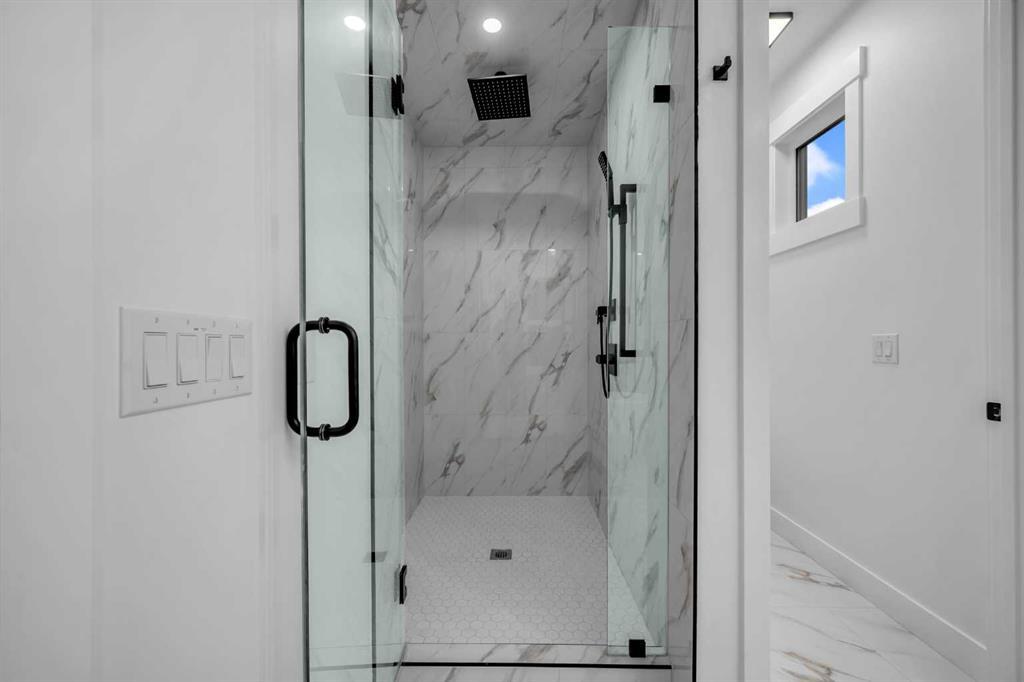 2435 52 Avenue Southwest, Calgary – Residential Semi Detached Listing Photo 24