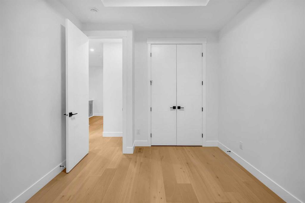 2435 52 Avenue Southwest, Calgary – Residential Semi Detached Listing Photo 31