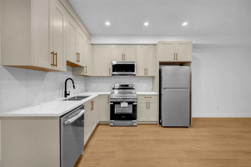 2435 52 Avenue Southwest, Calgary – Residential Semi Detached Listing Photo 34