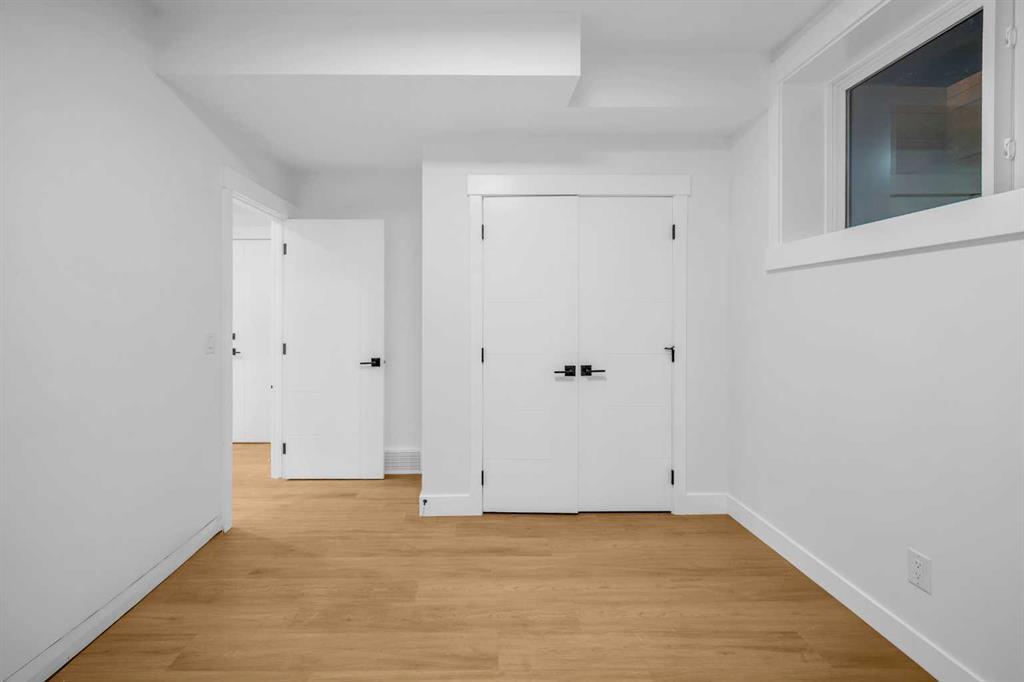 2435 52 Avenue Southwest, Calgary – Residential Semi Detached Listing Photo 36