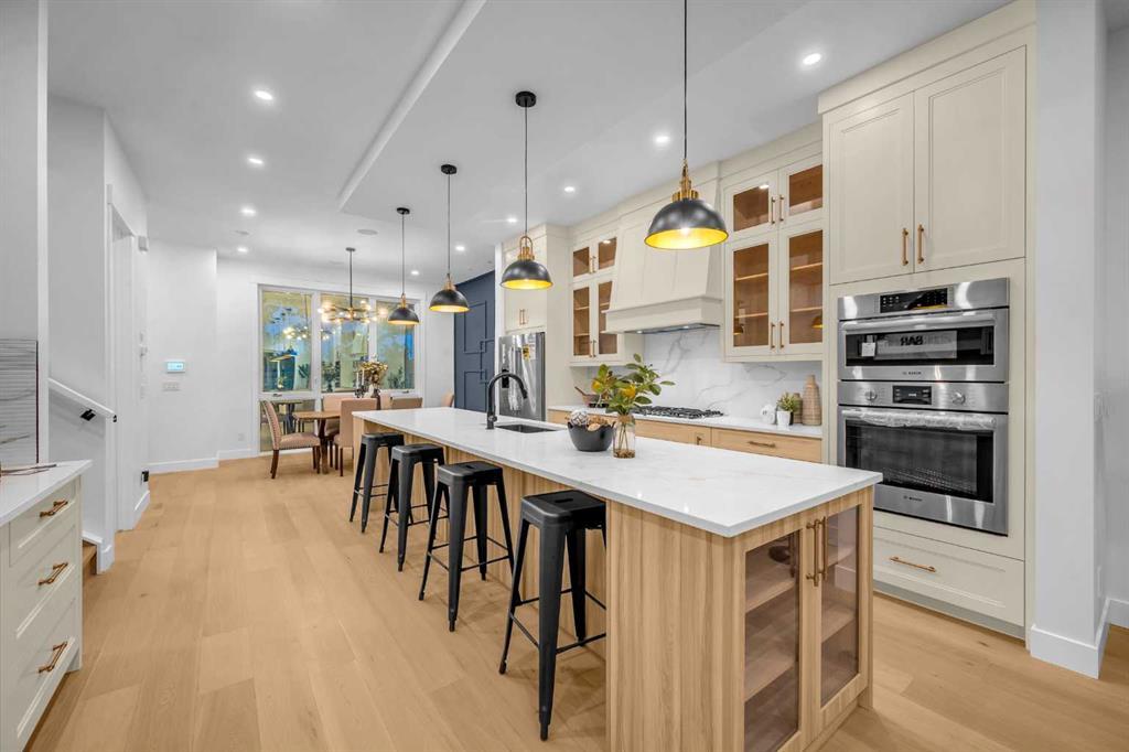 2435 52 Avenue Southwest, Calgary – Residential Semi Detached Listing Photo 7