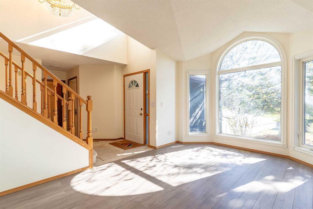 266 Edgepark Way Northwest, Calgary – Residential Detached Listing Photo 4