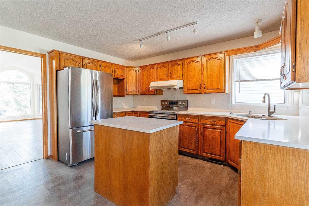 266 Edgepark Way Northwest, Calgary – Residential Detached Listing Photo 7