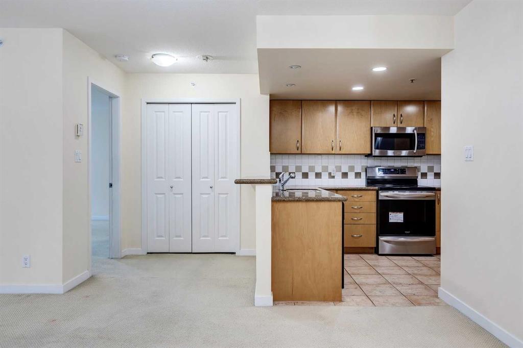 209, 1108 6 Avenue Southwest, Calgary – Residential Apartment Listing Photo 4