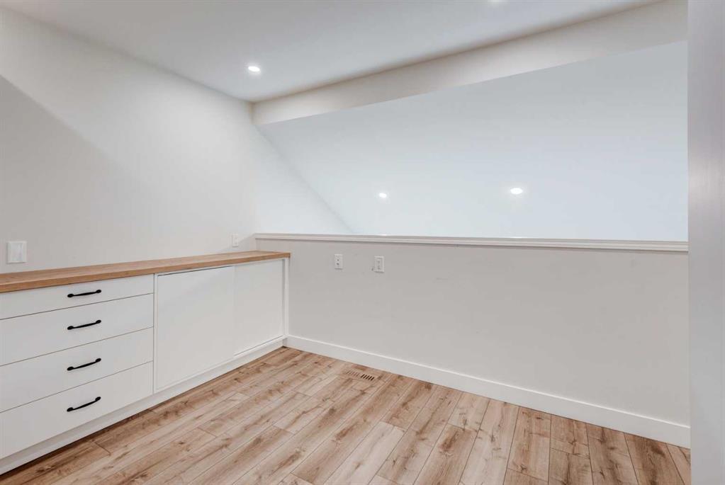 17 Millrise Lane Southwest, Calgary – Residential Semi Detached Listing Photo 25