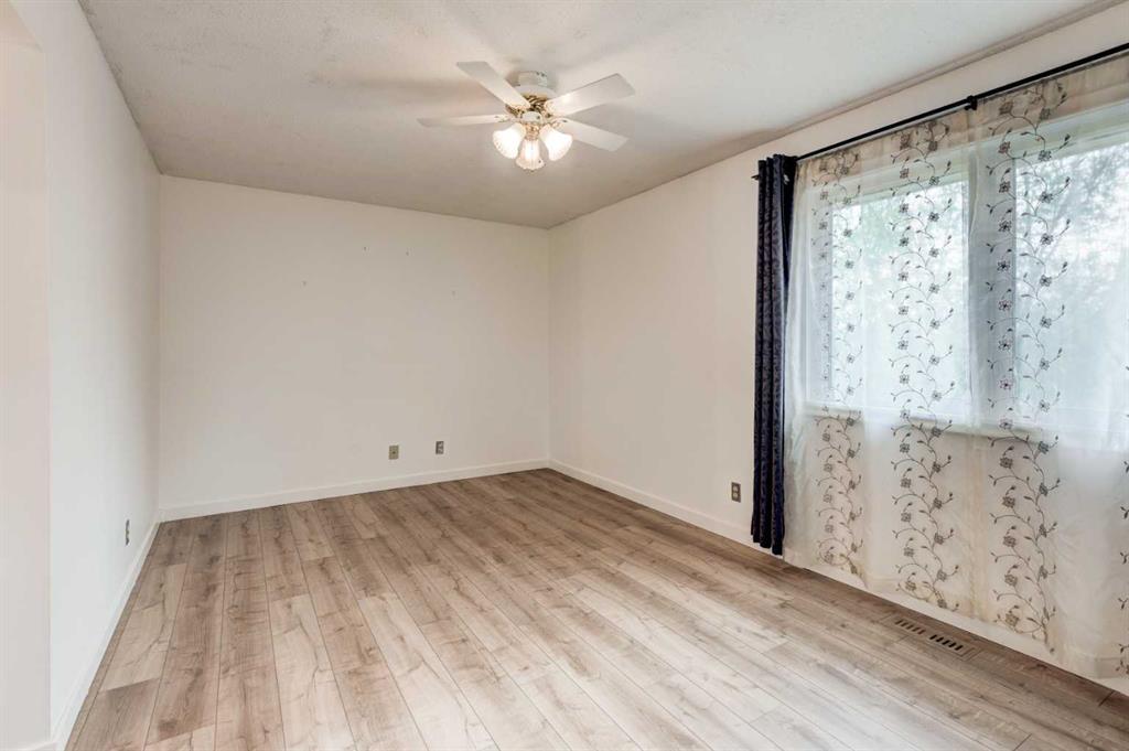 17 Millrise Lane Southwest, Calgary – Residential Semi Detached Listing Photo 28