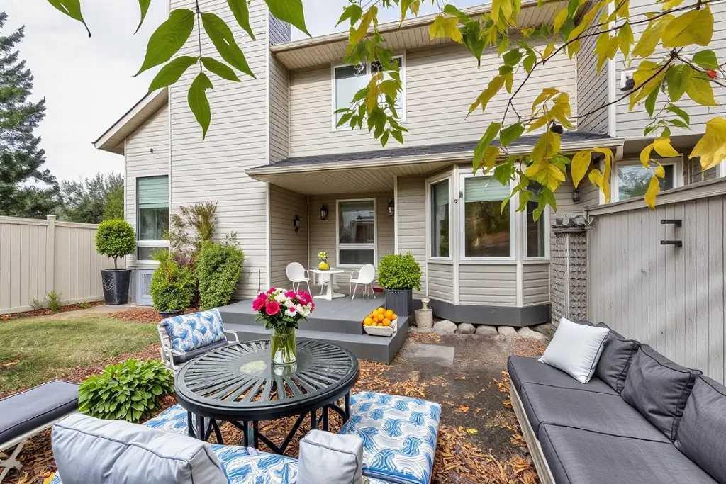 17 Millrise Lane Southwest, Calgary – Residential Semi Detached Listing Photo 36