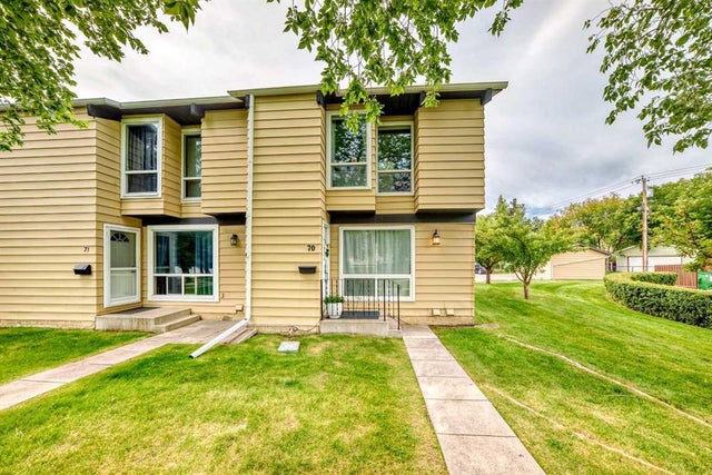 70, 7205 4 Street Ne, Calgary