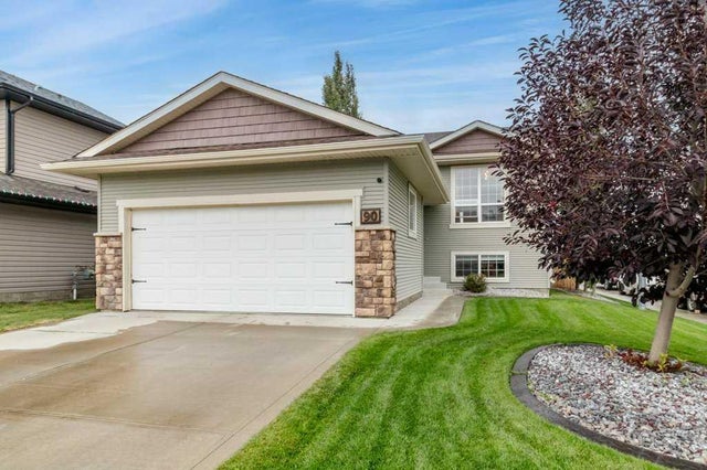 90 Larsen Crescent, Red Deer