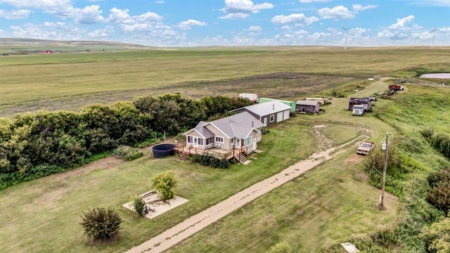 10022 Highway 41, Rural Cypress County