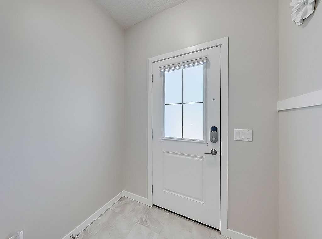 117 Nolancrest Common Northwest, Calgary – Residential Row/Townhouse Listing Photo 3