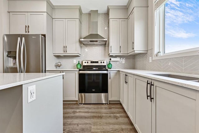 197 Dawson Drive, Chestermere