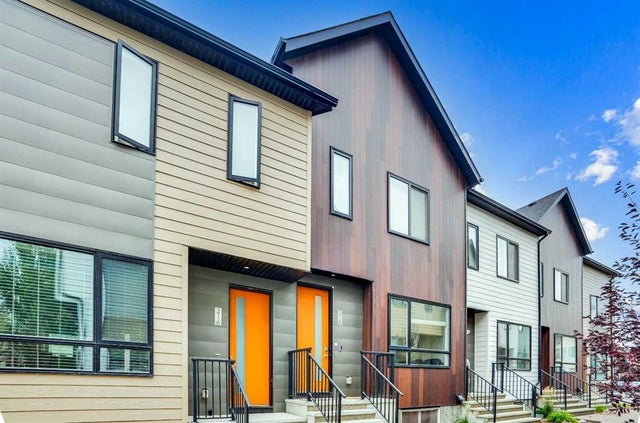 318 Redstone Crescent Ne, Calgary