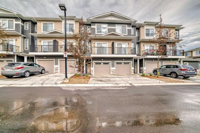 710 Sage Hill Grove Nw, Calgary