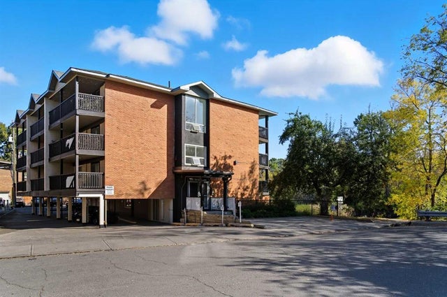 206, 104 24 Avenue Sw, Calgary