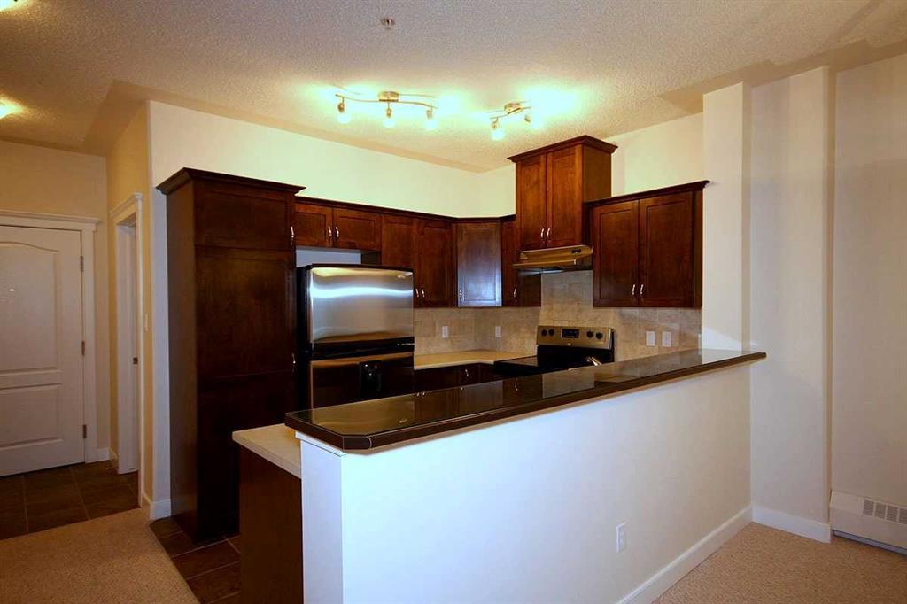 518, 30 Discovery Ridge Close Southwest, Calgary – Residential Apartment Listing Photo 5