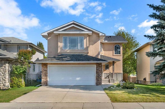 22 Cimarron Crescent, Okotoks