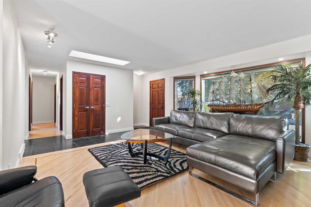 436 Attica Drive Southeast, Calgary – Residential Detached Listing Photo 3